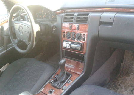 mercedes E220D mercedes E220D