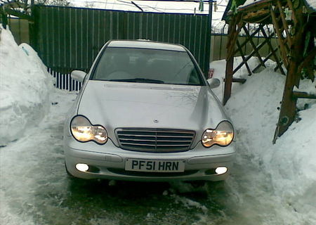merceses-benz 2001 C180