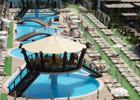 MILITARI RESIDENCE angajeaza Personal Restaurant/Piscina