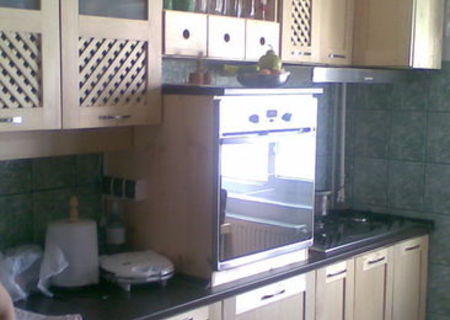 MOBILA LA COMANDA DIN LEMN MASIV / MDF / PANEL / PAL FURNIRUIT MOBILA LA COMANDA DIN LEMN MASIV / MDF / PANEL / PAL FURNIRUIT