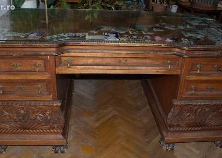mobila veche stil florentin, mobilier vechi: birou cu sertare