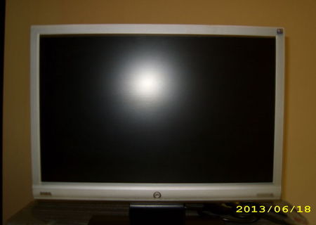 Monitor LCD Benq G900WAD Stare foarte buna!!! Monitor LCD Benq G900WAD Stare foarte buna!!!