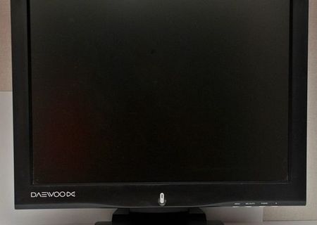 Monitor LCD Daewoo HL711S