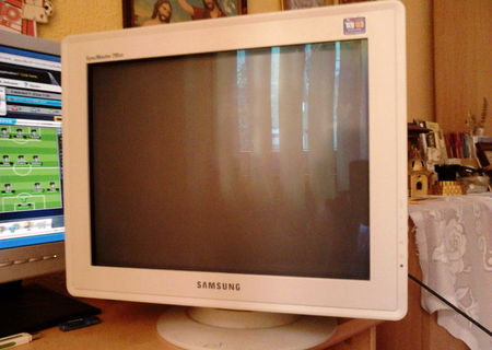 Monitor Samsung 793df tco'03 crt plat Monitor Samsung 793df tco'03 crt plat