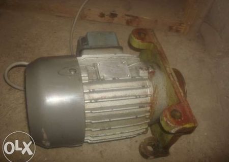 Motor pentru circular