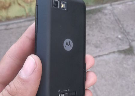 Motorola defy mini