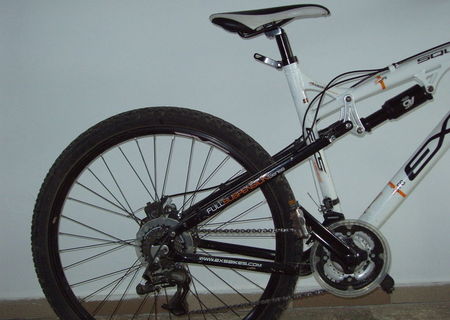 Mountain Bike full echipat