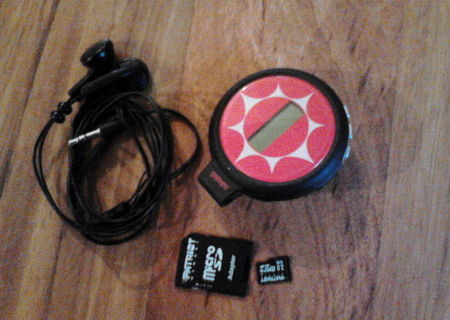 mp 3 + casti + card de memorie 2 GB mp 3 + casti + card de memorie 2 GB