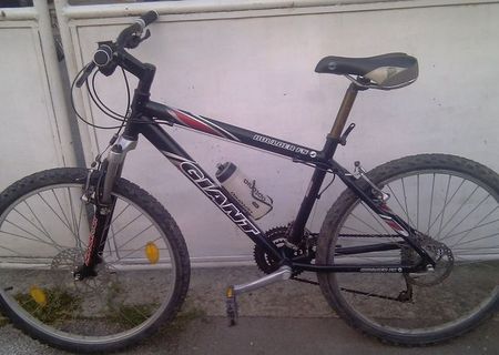 Mtb Giant aluminiu 24 viteze .