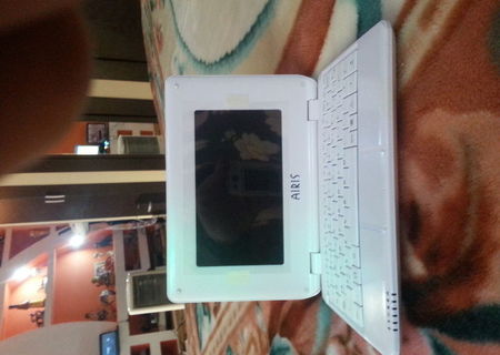 netbook airis