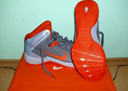 NIKE ZOOM HYPERQUICKNESS