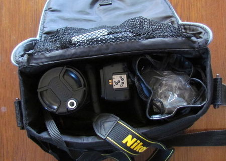 Nikon 5100D ,obiectiv 18-136mm ,obiectiv 50mm,blit...