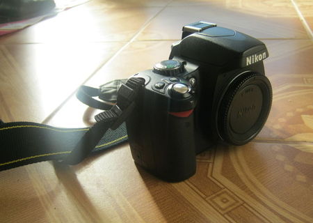 Nikon D40x body + AF-S Nikkor 18-55mm 1:3.5-5.6G II ED