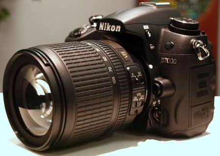 Nikon D7000 kit 18-105 nou 0 cadre