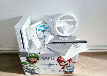 Nintendo Mario Kart Wii Pack (NIN-WI-WIIMARKPK) Nintendo Mario Kart Wii Pack (NIN-WI-WIIMARKPK)
