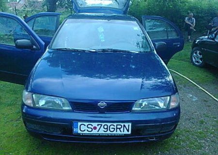 nissan almera