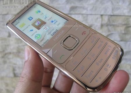 nokia 6700 gold