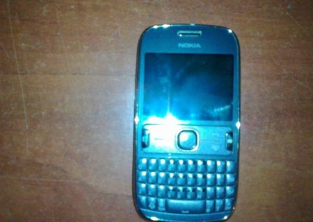 Nokia ASHA 302