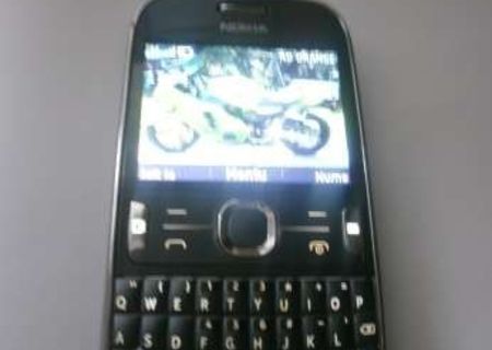 Nokia asha 302