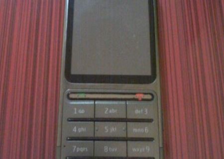 NOKIA C3-01Touch&Type