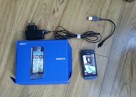 Nokia C5-03 Nokia C5-03