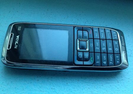 Nokia E 51