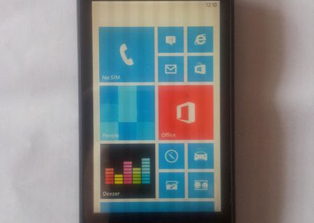**NOKIA LUMIA 520**