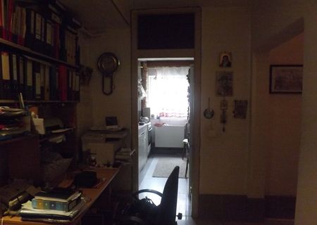 Ocazie -Vind apartament 2 camere str.Birca,zona Margeanului,