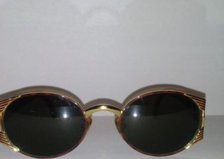 Ochelari de soare vintage Fendi.