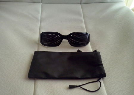Ochelari Pinhole - Pentru Corectarea Vederii Ochelari Pinhole - Pentru Corectarea Vederii