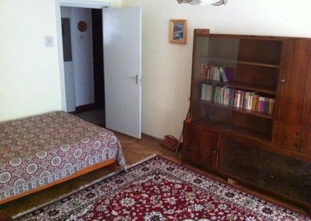 ofer spre inchiriere apartamnet cu 2 camere in onesti