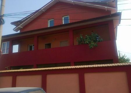 oferta inchiriere aparatament 2 camere la curte