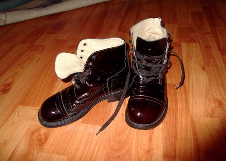 Oferta toamnei!! Ghete de dama, piele, la 65 RON!!