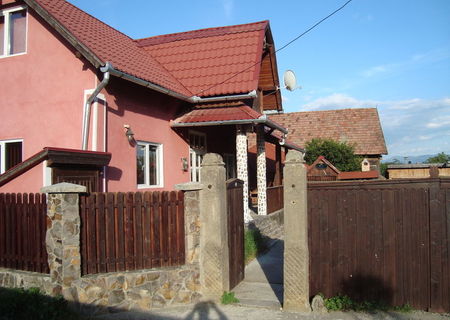 OKAZIE! CASA CU ETAJ-IN ZONA CU IZVOARE DE APE  MINERALE