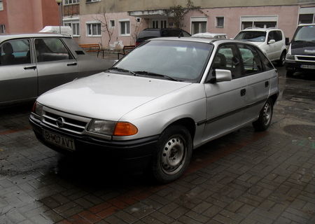 Opel Astra 1.6i