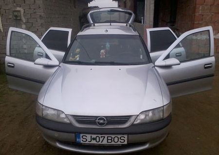 opel vectra caravan acept variante