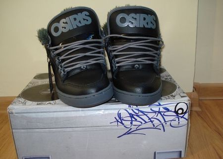 Osiris NYC83 Mid SHR