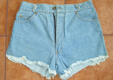Pantaloni scurti - jeans Pantaloni scurti - jeans