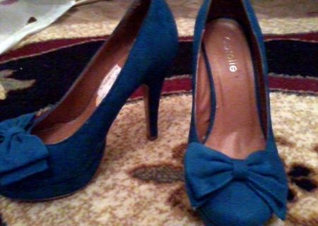 Pantofi Carolie turcoaz- SUPER PRET