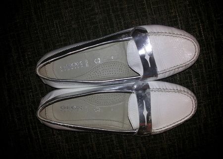 pantofi dama de piele marca Geox