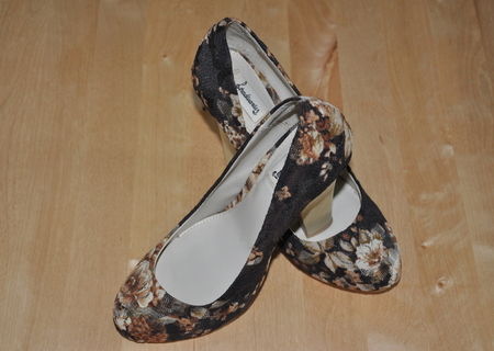 Pantofi dama Stradivarius