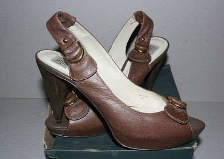Pantofi editie limitata ZARA