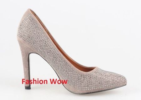 PANTOFI ELEGANTI CU STRASURI. LICHIDARE STOC