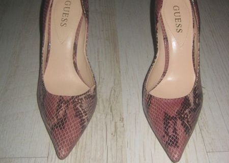 Pantofi Guess