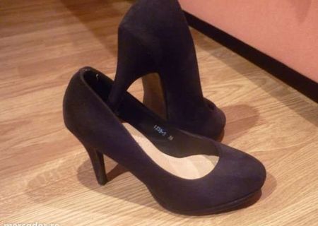 Pantofi negri superbi nr 36