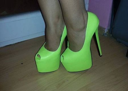 Pantofi Neon