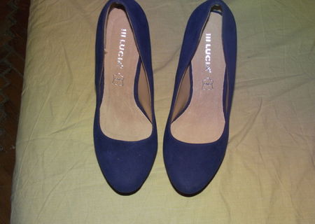 pantofi noi !
