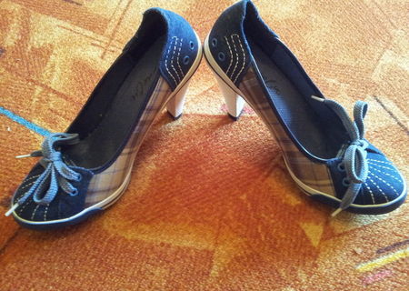 pantofi noi