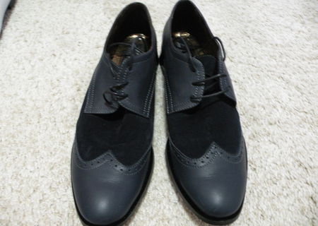 Pantofi noi marimea 40