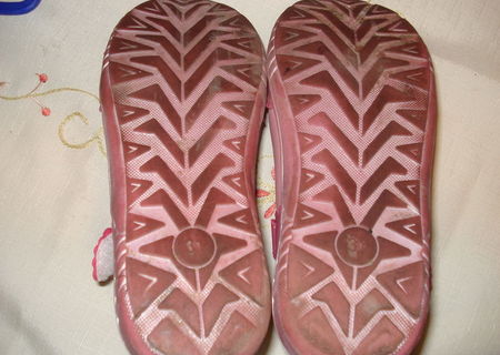 pantofi pentru fete